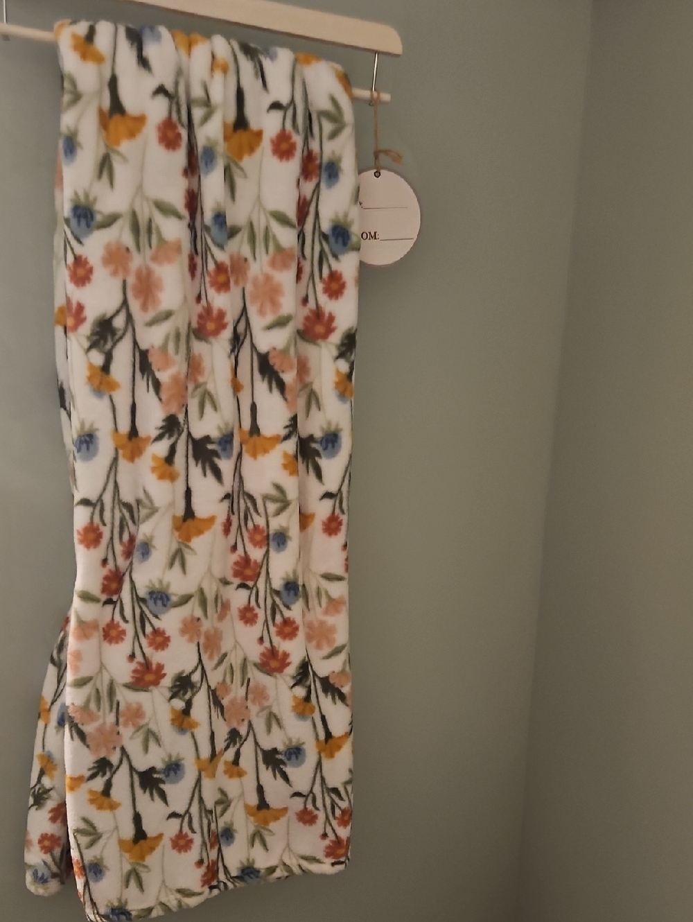 Forsythia Ridge Floral Fleece Throw - White with Orange & Blue Blooms
